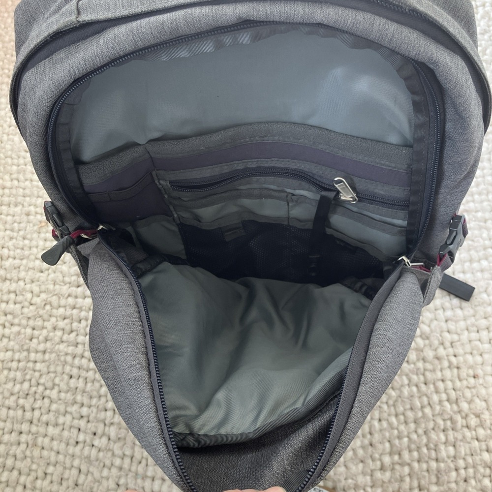 The North Face Unisex Borealis Laptop Backpack TNF Black - Picture 5 of 10